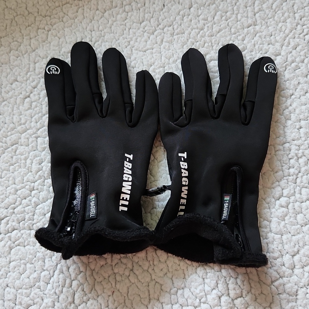 T-bagwell fleece lined zip side grip finger gloves